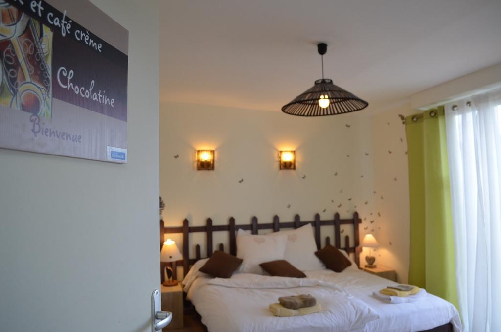Bed and Breakfast Couette Et Cafe Crème à Le Coudray Chambre photo